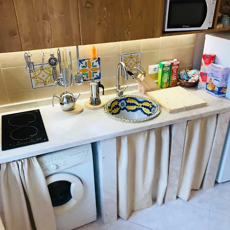 Adriana Sicily House Etna & Sea Lägenhet *